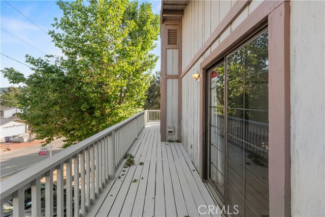 43323 LOOKABOUT RD, Lake Hughes CA: https://media.crmls.org/medias/51e33020-ccee-4ed9-b04e-393bfbe9f21d.jpg