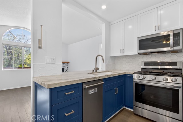 Detail Gallery Image 9 of 21 For 60 Flor De Mar, Rancho Santa Margarita,  CA 92688 - 2 Beds | 2 Baths