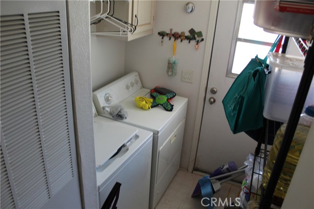 220 Colorado River Drive, Blythe CA: https://media.crmls.org/medias/51e5f12b-7117-4d53-bfa6-58474b0d97aa.jpg