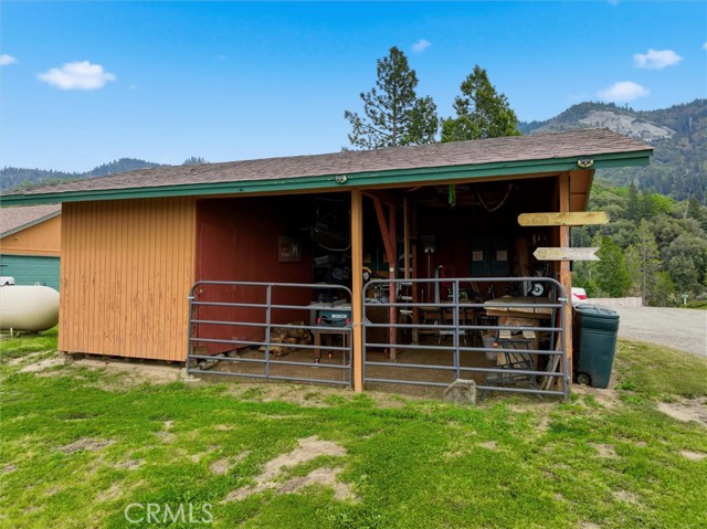 Detail Gallery Image 39 of 54 For 6132 Chowchilla Mountain, Mariposa,  CA 95338 - 3 Beds | 2 Baths