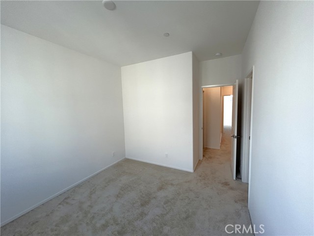 Detail Gallery Image 22 of 34 For 8444 Milk Thistle Ln, Chino,  CA 91708 - 4 Beds | 4 Baths