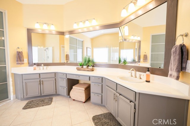 Detail Gallery Image 13 of 31 For 928 Allegre, Corona,  CA 92879 - 4 Beds | 3 Baths