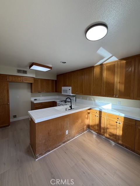 Detail Gallery Image 14 of 29 For 15766 Midwood #4,  Granada Hills,  CA 91344 - 3 Beds | 2/1 Baths