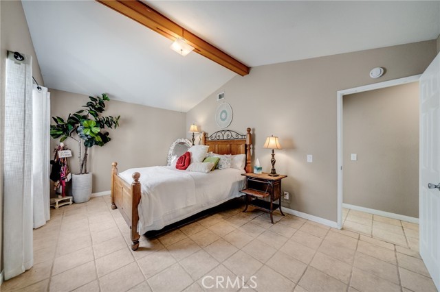 Detail Gallery Image 12 of 26 For 22 La Costa, Laguna Beach,  CA 92651 - 3 Beds | 2/1 Baths