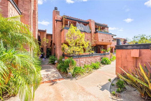 32078 Del Cielo Oeste, Bonsall CA: https://media.crmls.org/medias/51e79596-64cb-42eb-a81a-d77404b601c6.jpg
