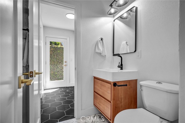 Image 5 of 23 For 6951 Stanford