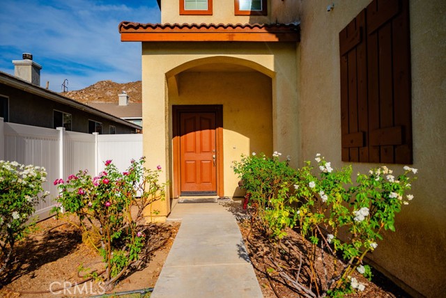 Detail Gallery Image 3 of 29 For 16988 Tack Ln, Moreno Valley,  CA 92555 - 4 Beds | 2/1 Baths