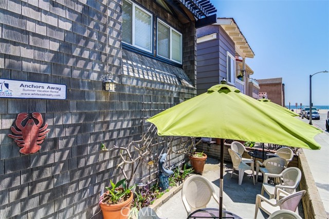 Detail Gallery Image 36 of 38 For 112 31st a,  Newport Beach,  CA 92663 - 3 Beds | 2 Baths