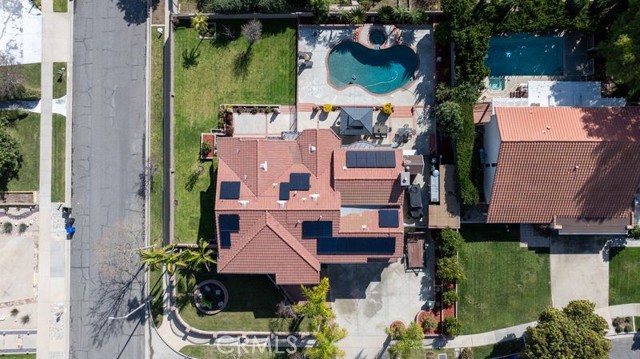 Detail Gallery Image 2 of 61 For 680 W Byron Ct, Upland,  CA 91784 - 6 Beds | 5 Baths