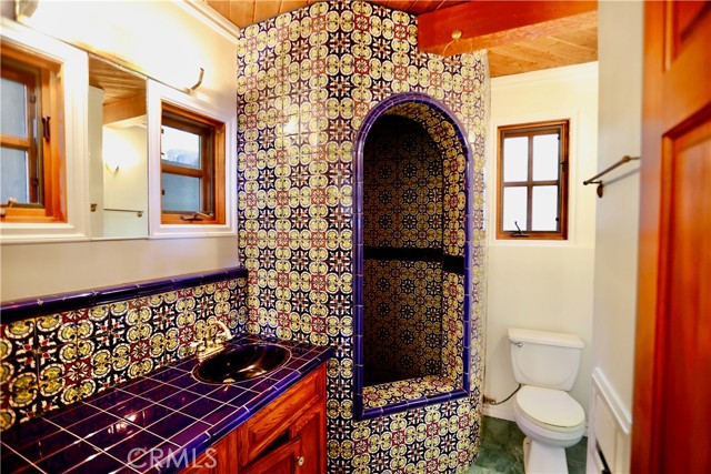 Detail Gallery Image 11 of 45 For 28817 Top of the World Dr, Laguna Beach,  CA 92651 - 2 Beds | 3 Baths