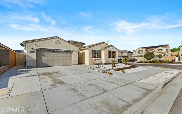 718 Torrey Ct, Perris, CA 92571 photo 3