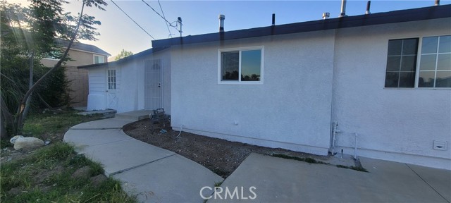 Detail Gallery Image 2 of 26 For 15856 Curtis Ave, Fontana,  CA 92336 - 3 Beds | 1 Baths