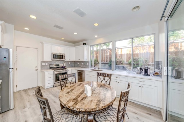 Detail Gallery Image 7 of 22 For 5 Pelicano, Aliso Viejo,  CA 92656 - 3 Beds | 2/1 Baths