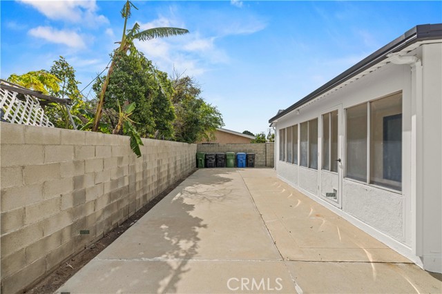 Detail Gallery Image 30 of 31 For 8028 Coldwater Canyon Ave, North Hollywood,  CA 91605 - 3 Beds | 2 Baths