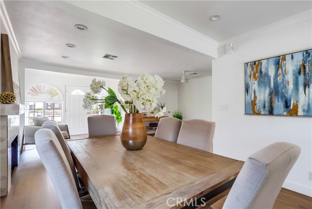 Detail Gallery Image 21 of 39 For 12506 Emelita St, Valley Village,  CA 91607 - 2 Beds | 2 Baths