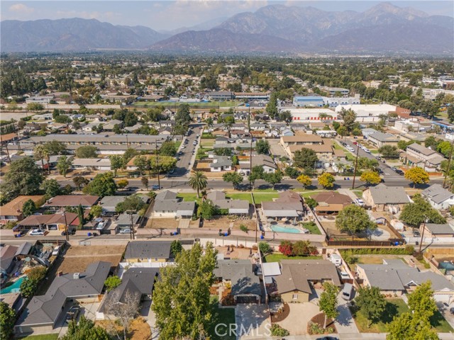 173 Elizabeth Lane, Upland CA: https://media.crmls.org/medias/51ecadea-7322-4218-a986-87661e6493ea.jpg