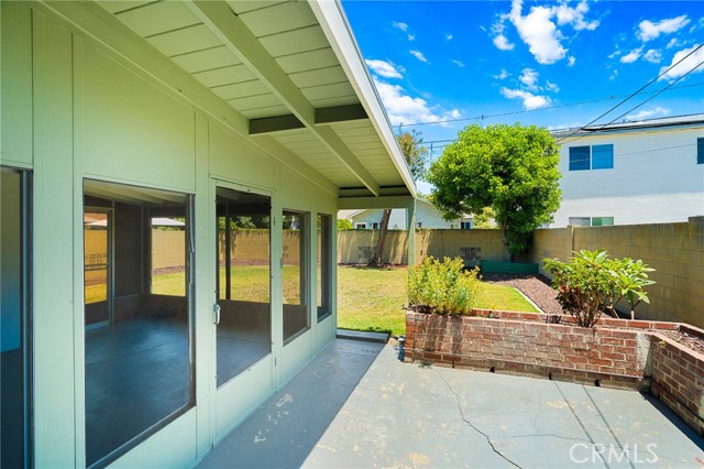 Image 33 of 40 For 5316 Lorelei Avenue