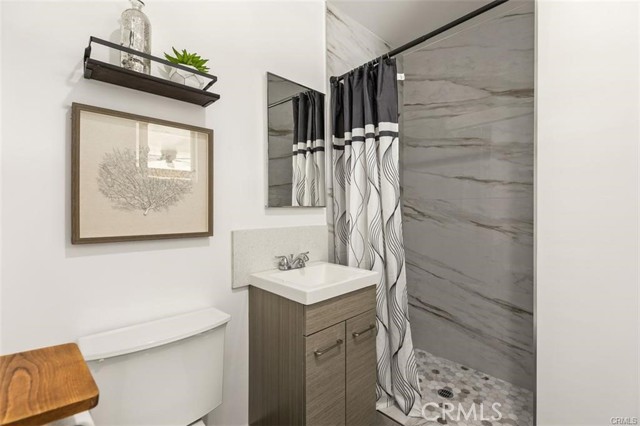 Image 13 of 17 For 24252 Palmek Circle