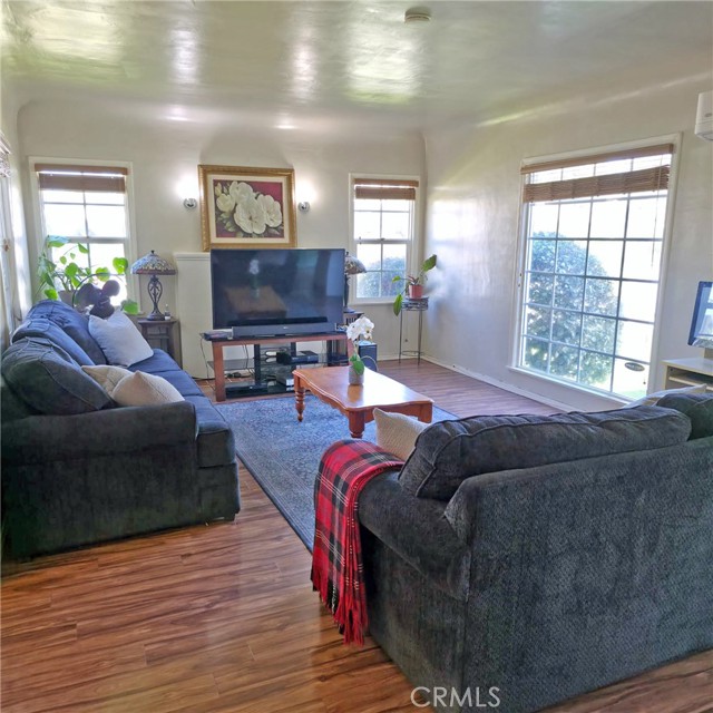 Detail Gallery Image 10 of 25 For 2195 Maine Ave, Long Beach,  CA 90806 - 2 Beds | 1 Baths