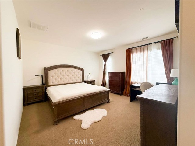 Detail Gallery Image 5 of 16 For 6641 Eucalyptus, Chino,  CA 91710 - 5 Beds | 3 Baths