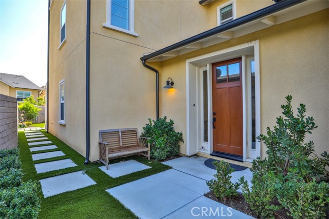 Detail Gallery Image 5 of 72 For 6 Volanta Ct, Rancho Mission Viejo,  CA 92694 - 5 Beds | 4/2 Baths