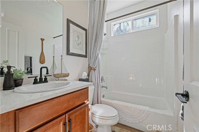 Detail Gallery Image 24 of 62 For 28658 Farrier Dr, Valencia,  CA 91354 - 3 Beds | 3/1 Baths