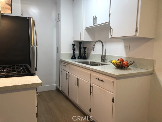 3337 S Durango Avenue, Los Angeles CA: https://media.crmls.org/medias/51f258d4-2d7d-4891-ac71-a54ec0283d71.jpg