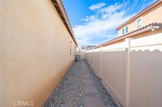 Detail Gallery Image 35 of 44 For 10657 Appaloosa, Hesperia,  CA 92345 - 4 Beds | 3 Baths