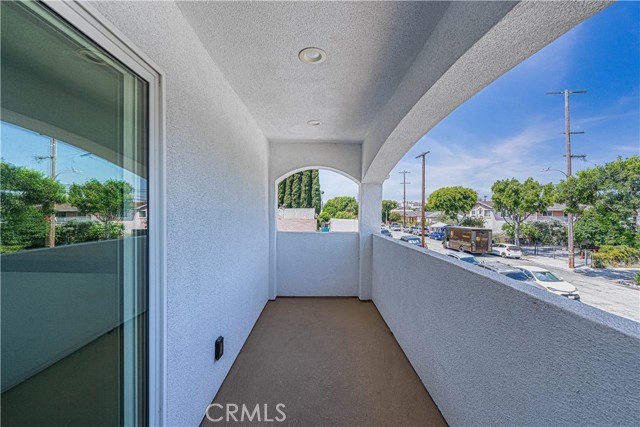 Detail Gallery Image 39 of 40 For 1031 S Bonnie Beach Pl, East Los Angeles,  CA 90023 - 5 Beds | 3 Baths