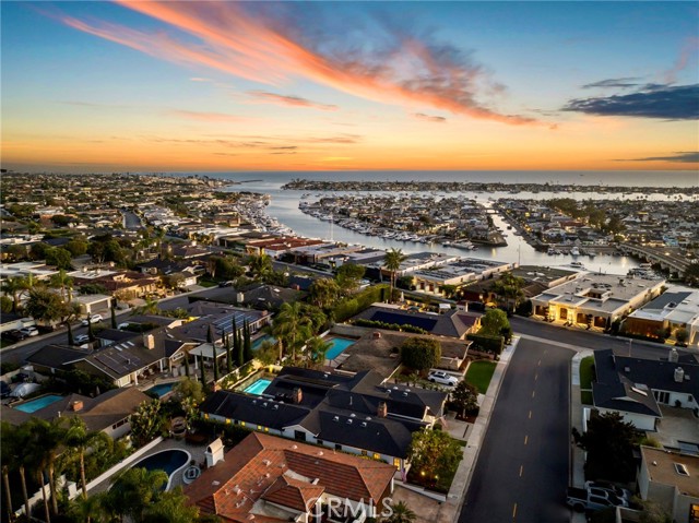 Detail Gallery Image 38 of 41 For 712 K Thanga, Corona Del Mar,  CA 92625 - 4 Beds | 4/1 Baths