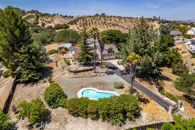 Detail Gallery Image 1 of 37 For 5 W 12th St, Paso Robles,  CA 93446 - 3 Beds | 3 Baths