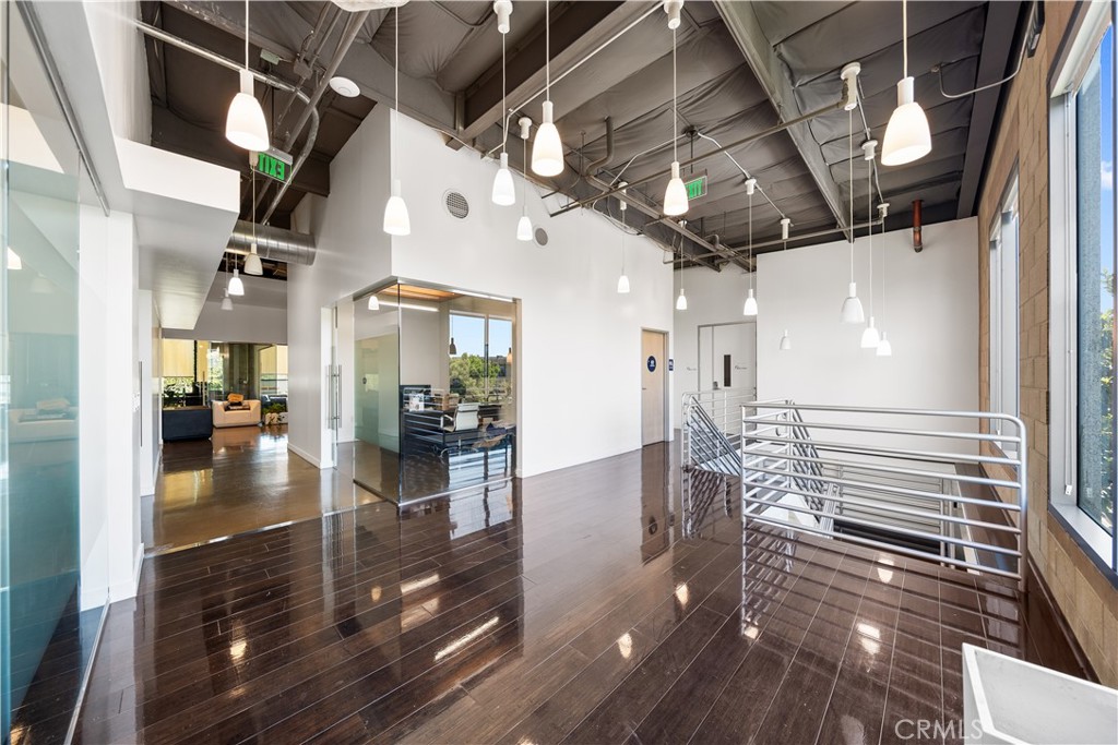 MLS #OC25143028 img 30