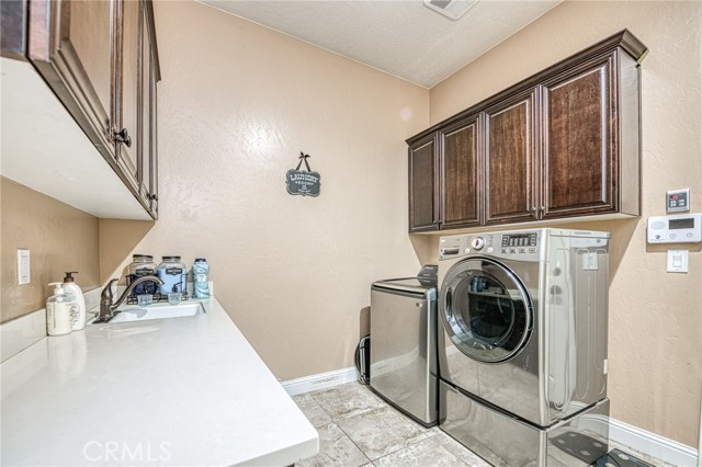 6626 W Alluvial Avenue, Fresno CA: https://media.crmls.org/medias/51f559d7-a8d2-469b-9423-e3d53f91d120.jpg
