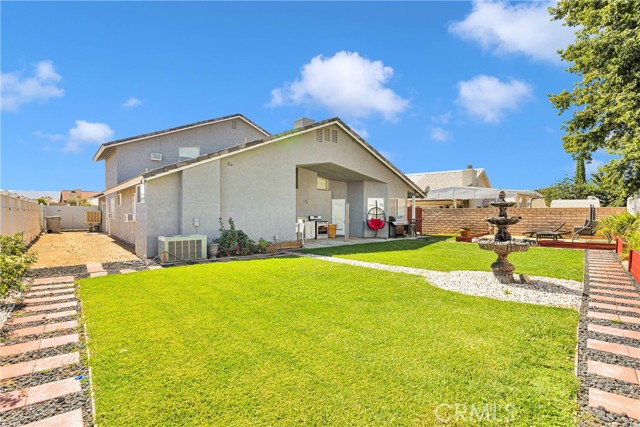 13046 Bermuda Dunes Drive, Victorville CA: https://media.crmls.org/medias/51f5ed27-78c4-449c-be43-88e6c32eb68a.jpg