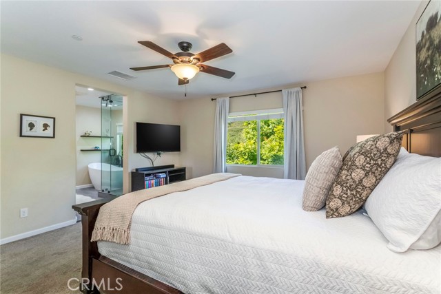 17138 Hickory Ridge Court, Canyon Country CA: https://media.crmls.org/medias/51f6b5c6-941e-4fc7-805a-96f11d491563.jpg
