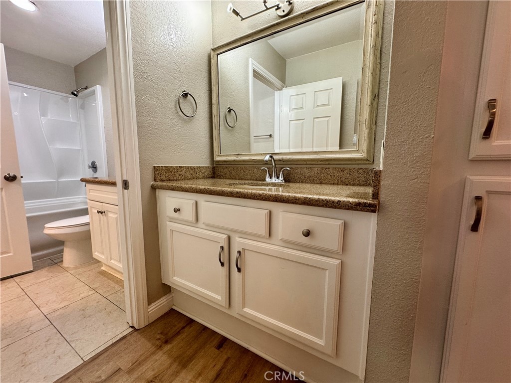 432 Edgehill - photo 19