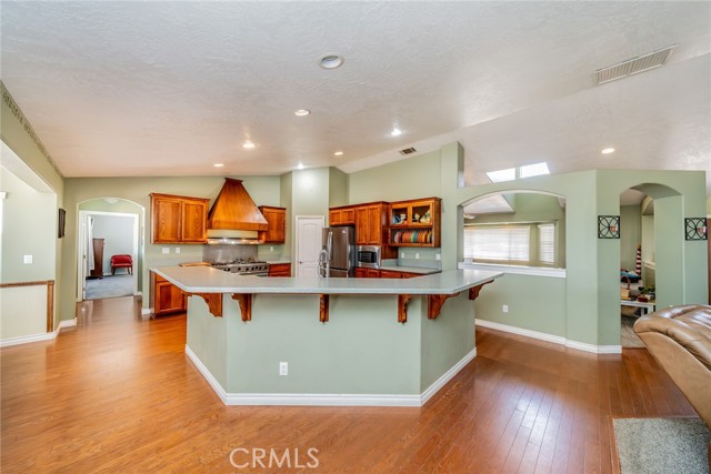 Detail Gallery Image 13 of 50 For 10636 Larch, Oak Hills,  CA 92344 - 5 Beds | 3 Baths