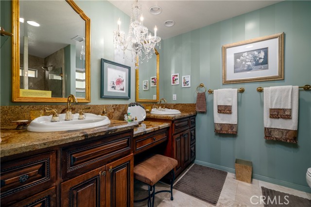 23849 Canyon Lake N Drive, Canyon Lake CA: https://media.crmls.org/medias/51f85829-fcd7-42c7-83fd-dd66f3801dc0.jpg