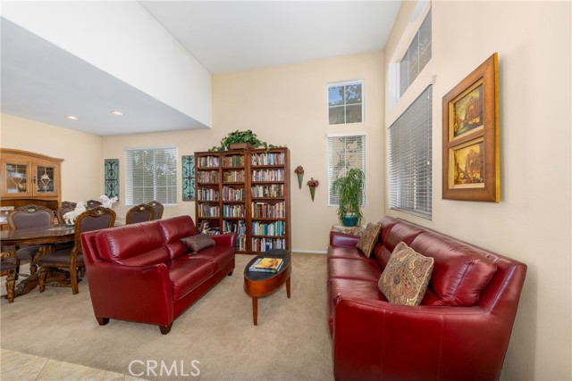 Detail Gallery Image 5 of 40 For 29963 Fox Creek Dr, Menifee,  CA 92586 - 5 Beds | 3 Baths
