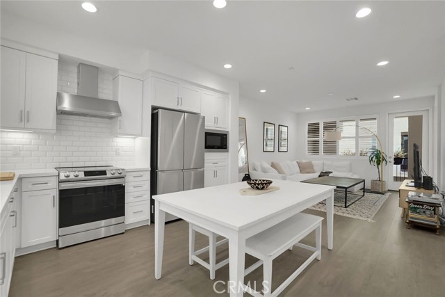 Detail Gallery Image 9 of 22 For 318 Bridgewater #7,  Gardena,  CA 90247 - 3 Beds | 2/1 Baths