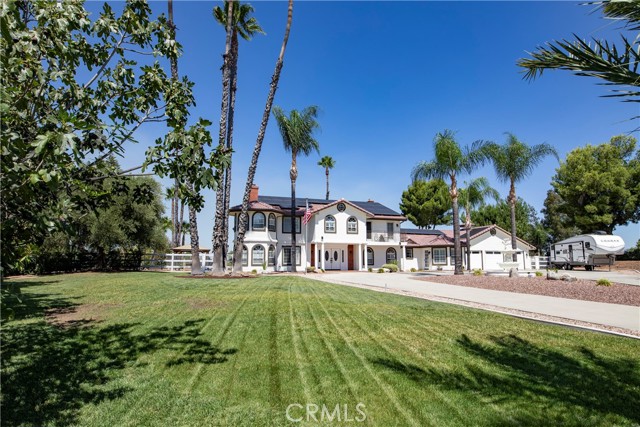 31150 Mariposa Place, Temecula CA: https://media.crmls.org/medias/51f8fb4a-44f6-42ab-b4b6-5493fdac59a4.jpg