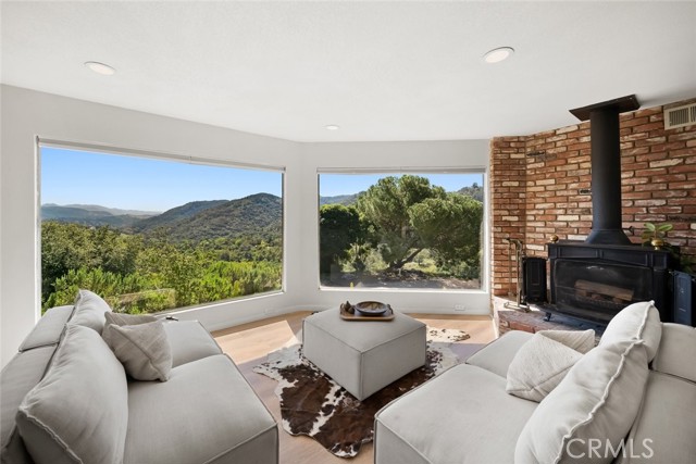 Detail Gallery Image 8 of 75 For 9954 Wildflower Rd, Santa Maria,  CA 93454 - 4 Beds | 2 Baths