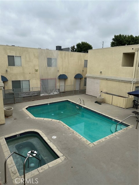 Detail Gallery Image 34 of 38 For 7035 Woodley Ave #210,  Van Nuys,  CA 91406 - 2 Beds | 2 Baths