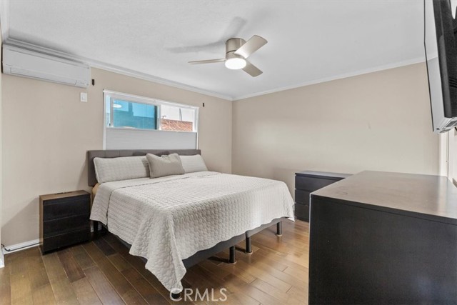 1001 Belmont Avenue, Long Beach CA: https://media.crmls.org/medias/51fa6a81-8a68-4a4b-9c9a-43005cd5f448.jpg