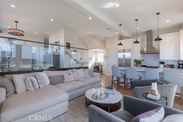 Detail Gallery Image 13 of 43 For 314 Dahlia, Corona Del Mar,  CA 92625 - 3 Beds | 3 Baths