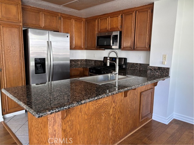 Detail Gallery Image 3 of 17 For 26161 Owl Ct, Lake Forest,  CA 92630 - 3 Beds | 2/1 Baths