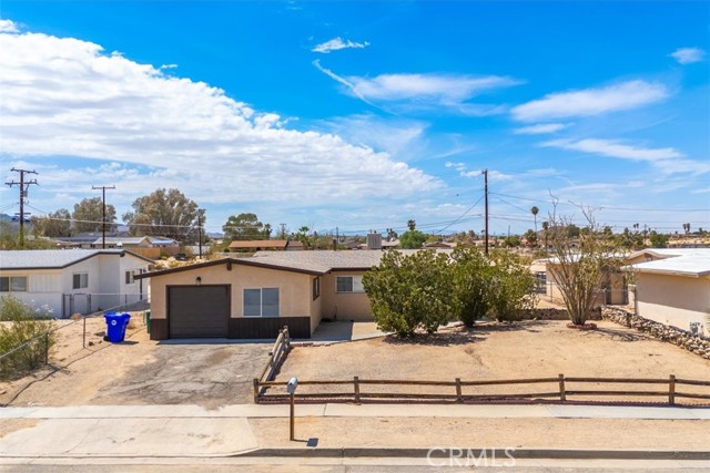 Detail Gallery Image 2 of 34 For 5930 Rose Ellen Ave, Twentynine Palms,  CA 92277 - 3 Beds | 2 Baths