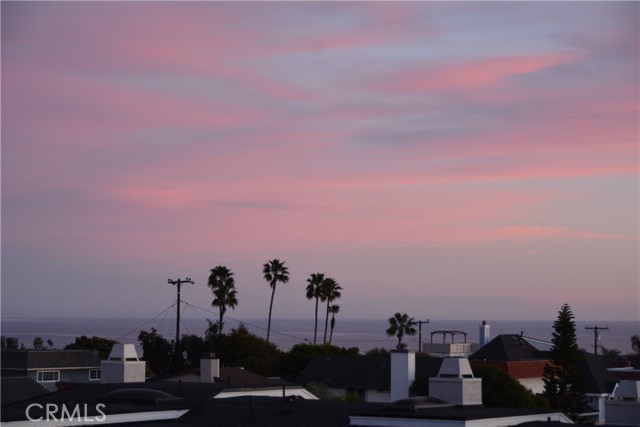 Front Image Thumbnail for CRLG25244874