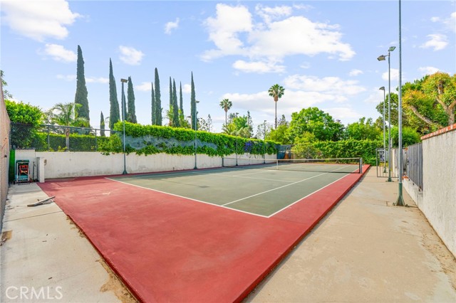 22226 Devonshire Street, Chatsworth CA: https://media.crmls.org/medias/51feb883-b92d-4ae1-9f16-7a77e68a7b12.jpg