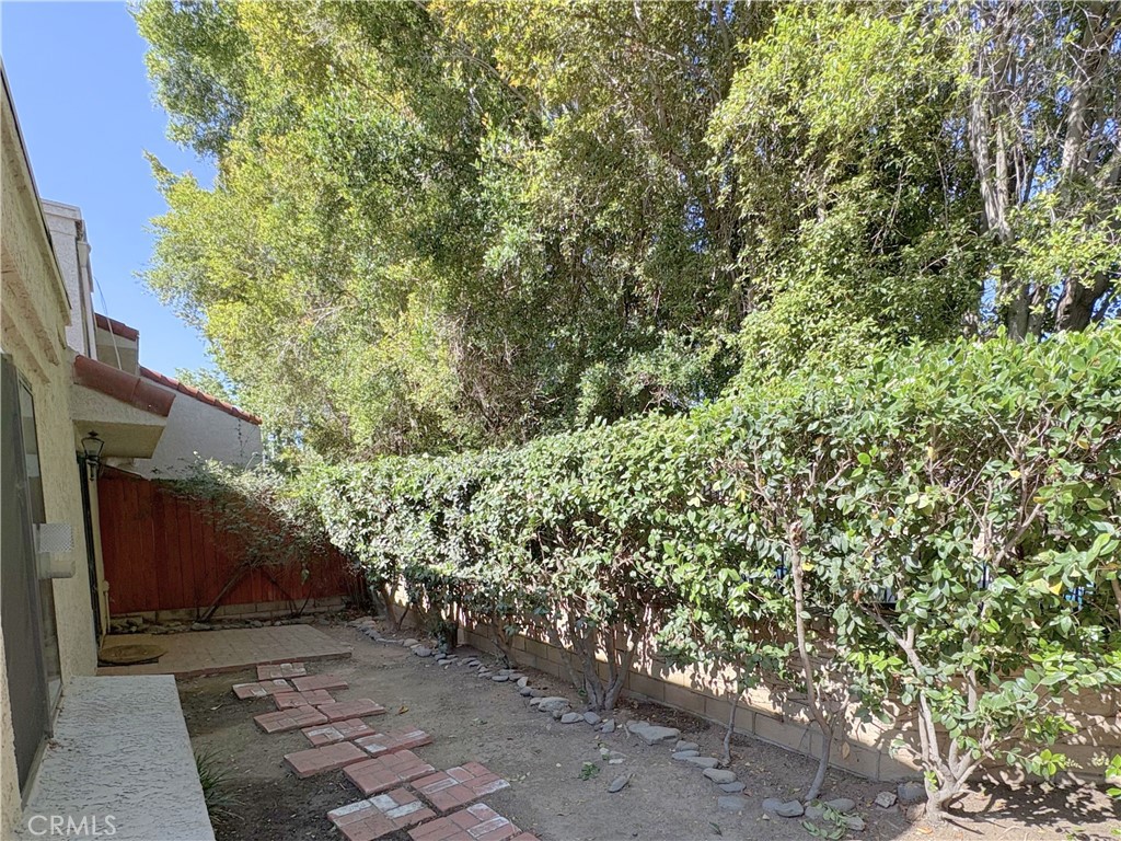 https://media.crmls.org/medias/51fee069-85a0-4d91-b9e2-8a1efe64cfd4.jpg?preset=X-Large